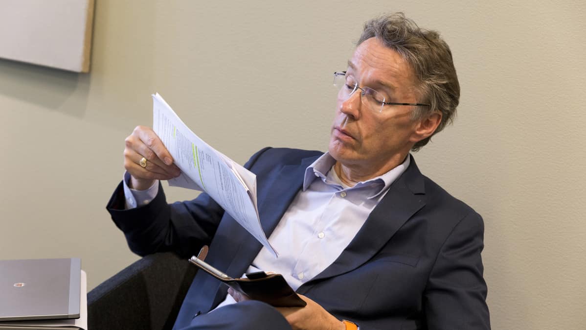 Oikeusministeriön oikeushallinto-osaston osastopäälllikkö, ylijohtaja Kari Kiesiläinen