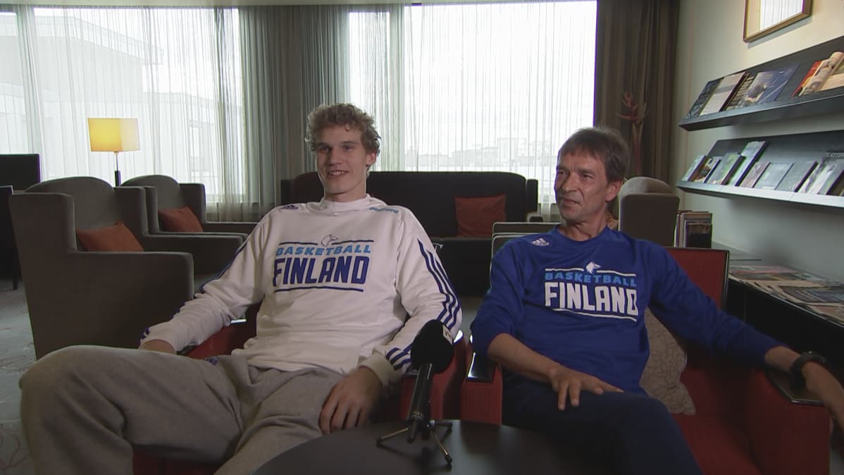 Lauri Markkanen ja Jussi Hirvonen