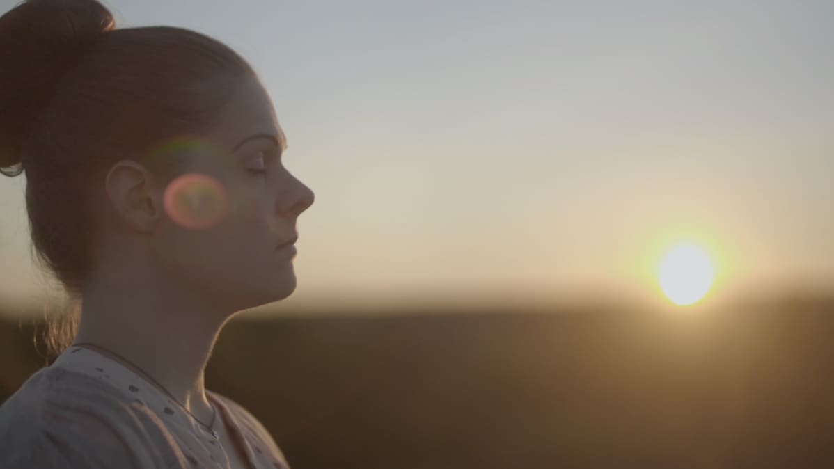 Teija auringonnousussa.