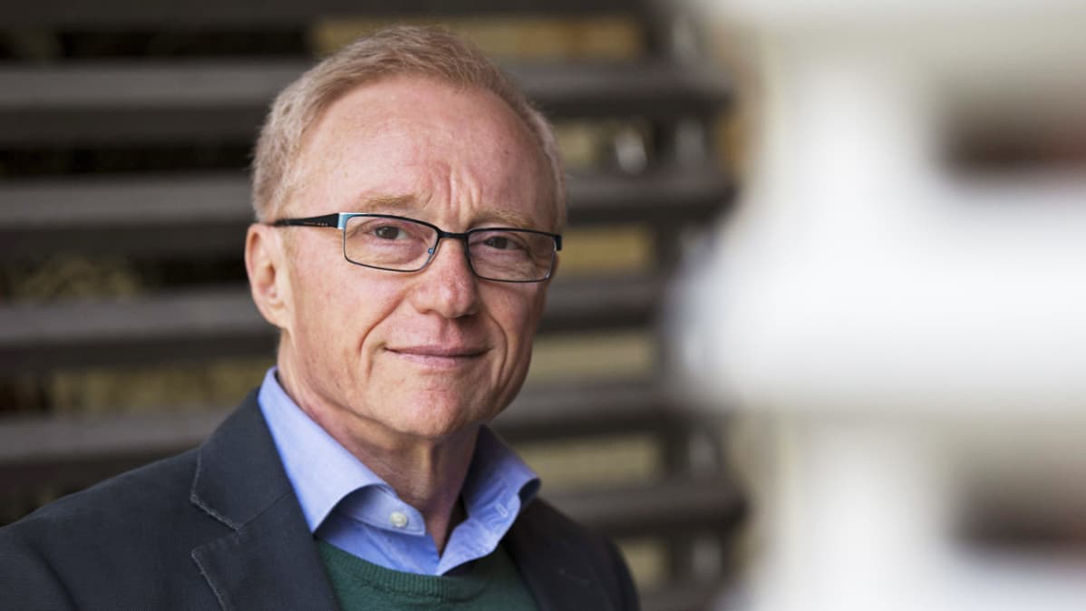David Grossman.
