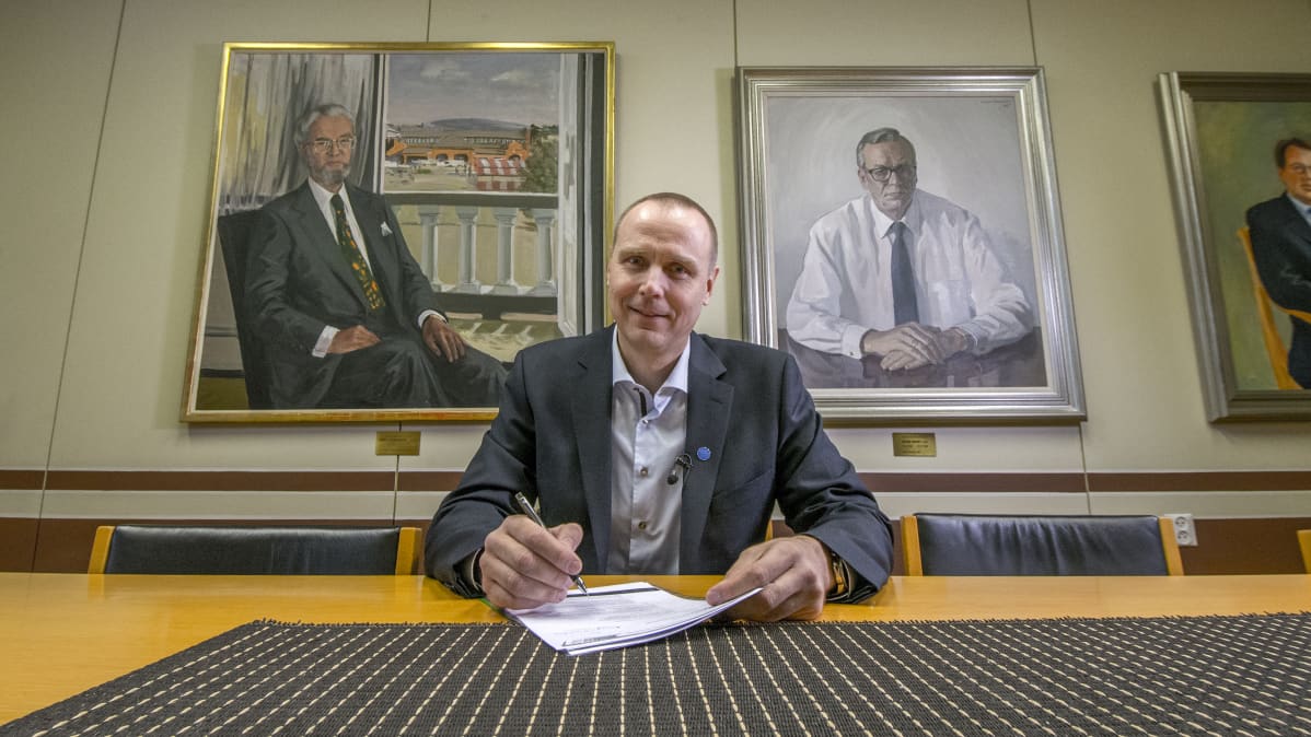 Antti Kivelä.