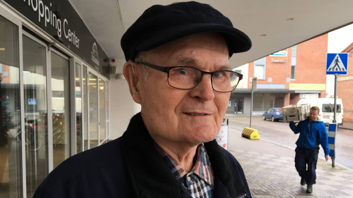 Lasse Lehtonen