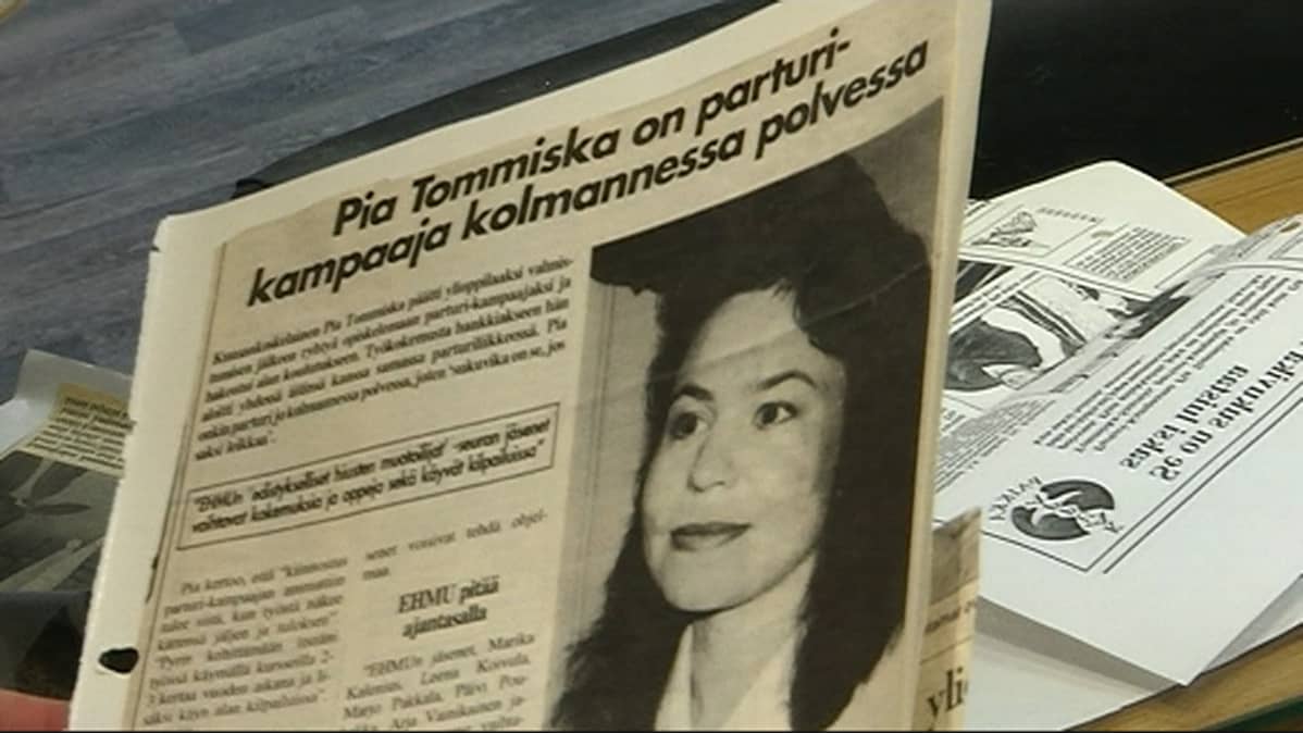 Vanha lehtileike Pia Tommiskasta