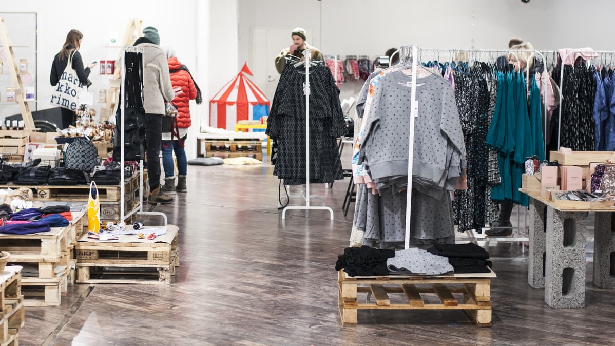 Ekoteko joulu pop-up kauppakeskus Forumissa
