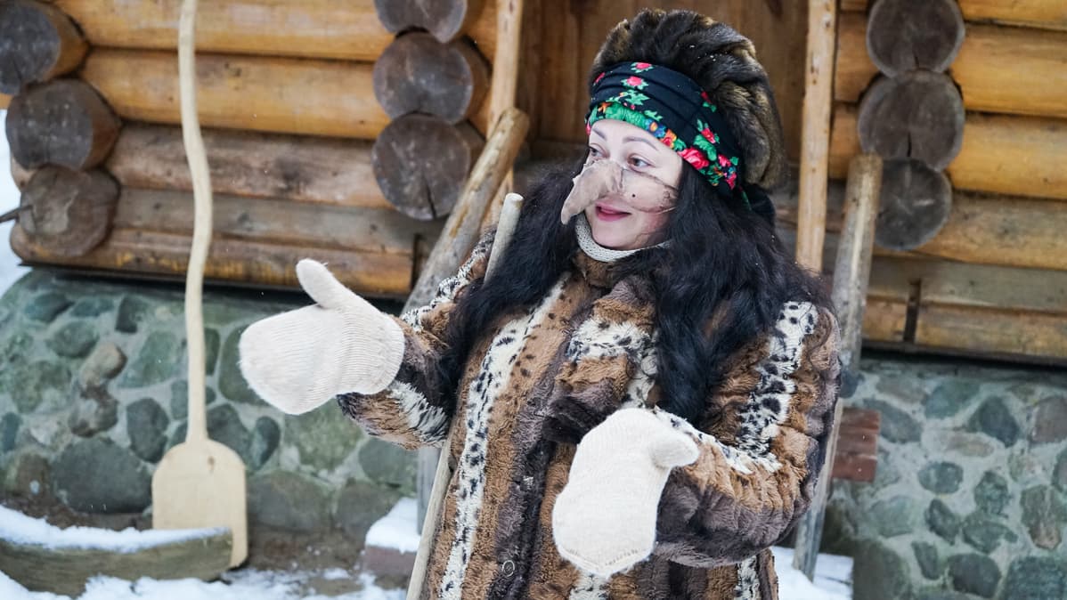 Nainen
