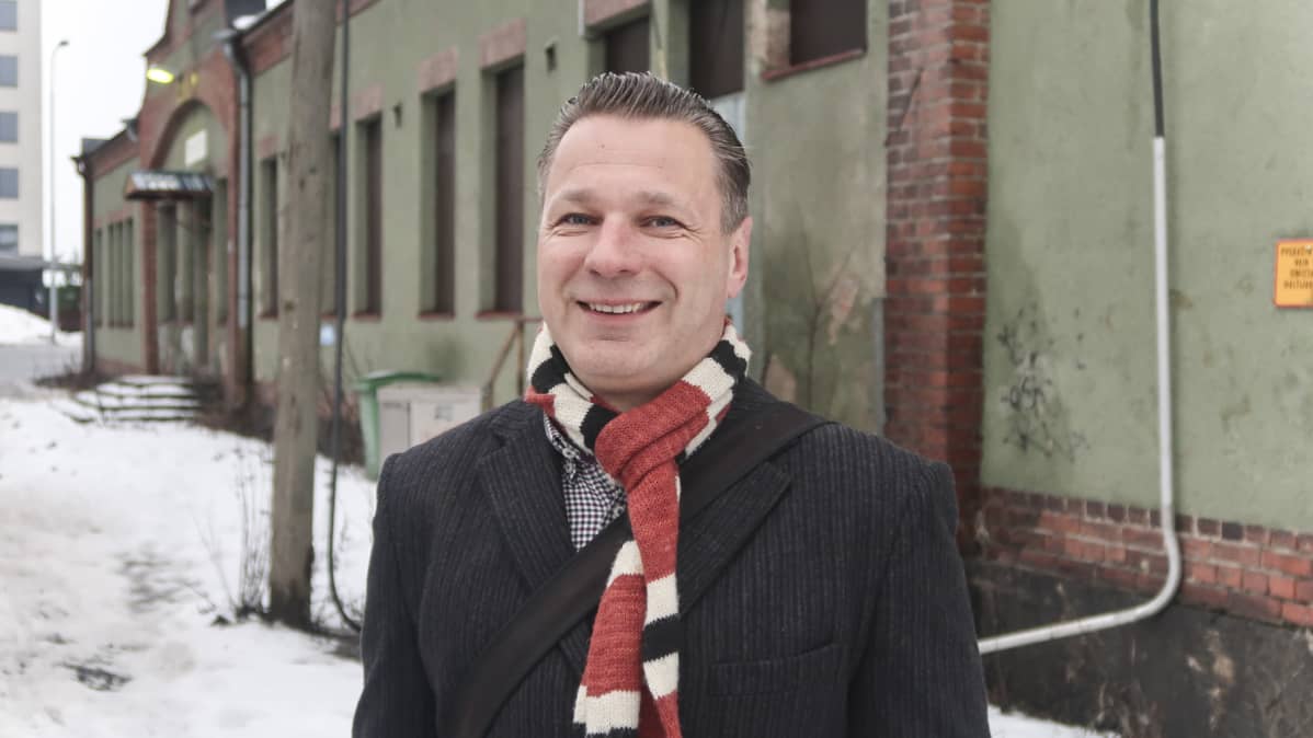 Kaupunginvaltuutettu Juhana Suoniemi (vihr.)
