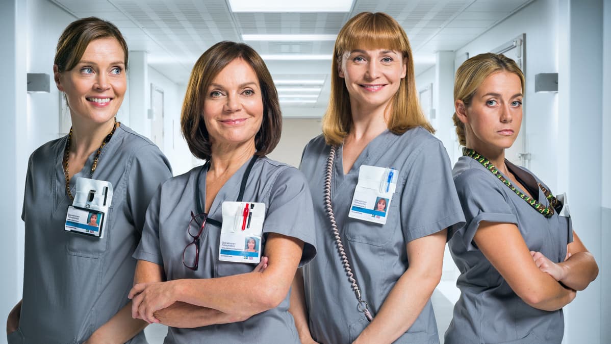Neljännen kauden yleiskuvassa vasemmalta: Marleena (Tiina Lymi), Lenita (Lena Meriläinen), Johanna (Leena Pöysti) ja Iiris (Iina Kuustonen).