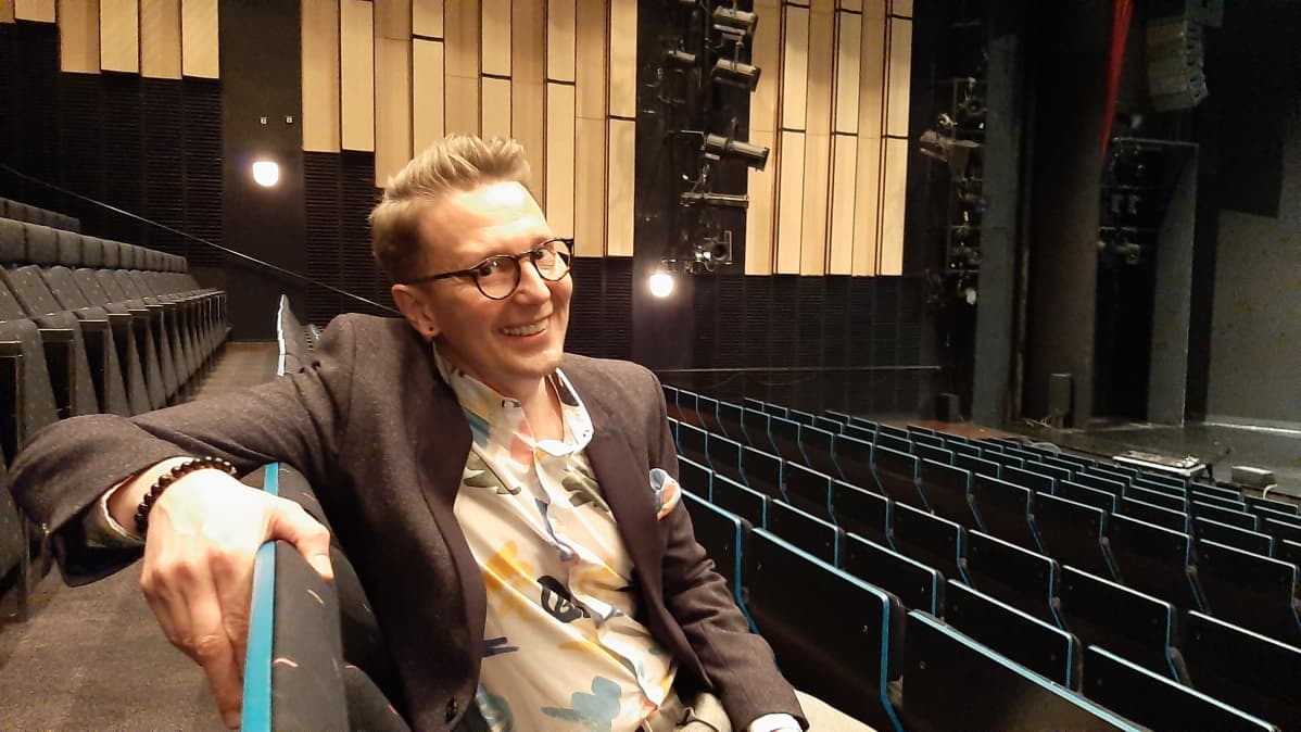 Vaasan kaupunginteatterin johtaja Seppo Välinen