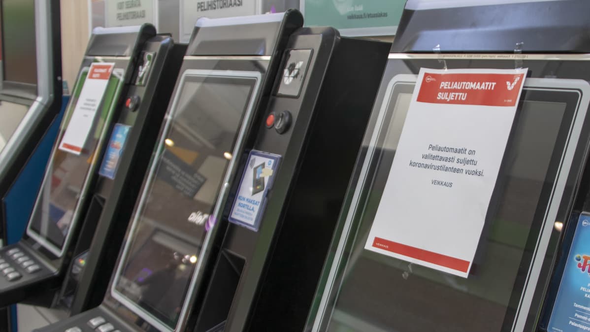 peliautomaatissa tiedoite pelien sulkemisesta koronaviruksen vuoksi