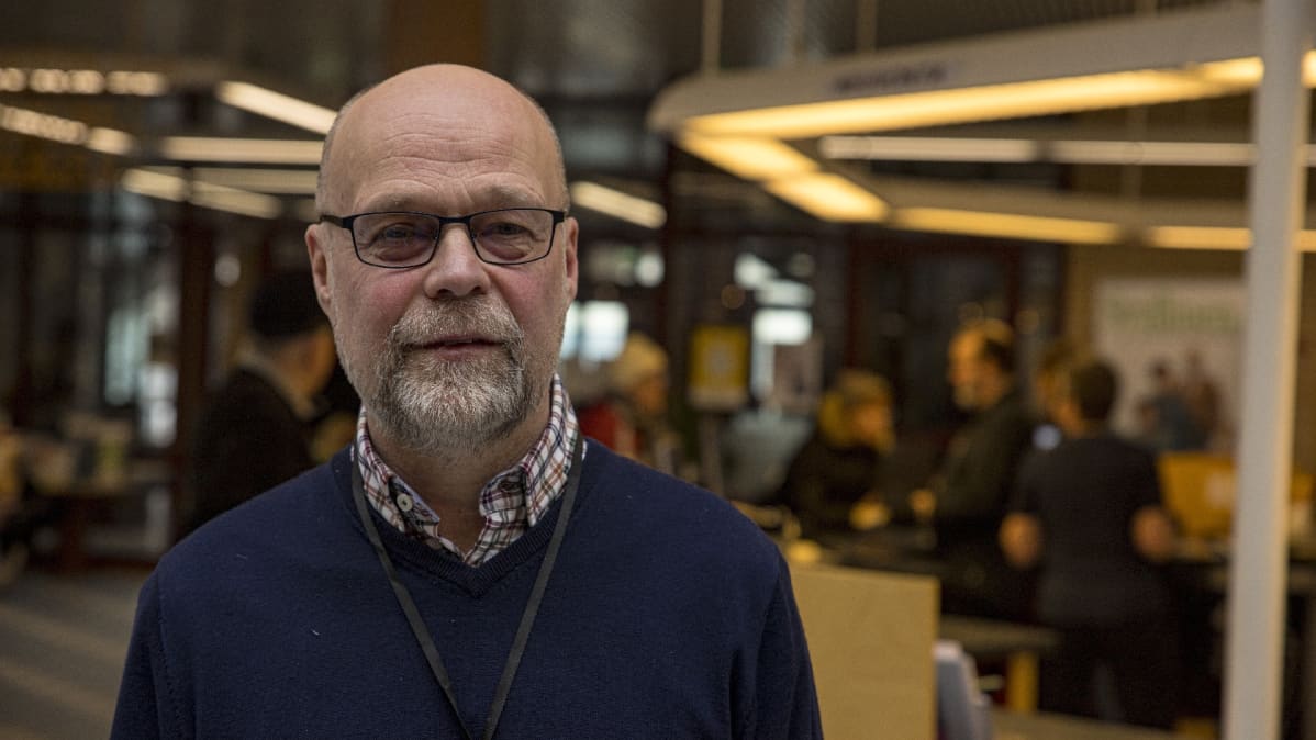 Kajaanin kirjaston johtaja Ari Koistinen.