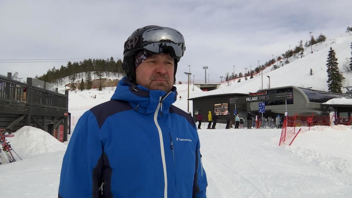 Kimmo Pietilä Rukan laskettelukeskuksessa