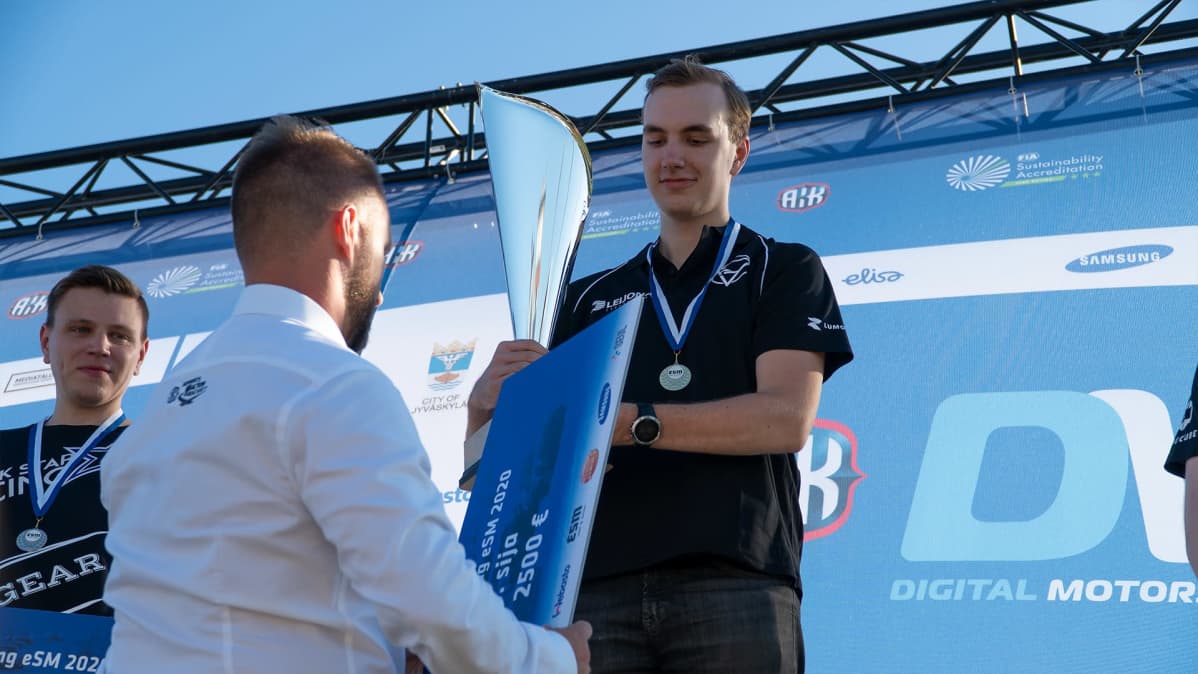 Tuomas Tähtelä Digital Racing eSM 2020 -tapahtumassa.
