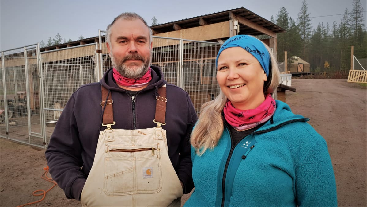 Bearhill Huskyn yrittäjät Valentijn Beets ja Veronika Butinova