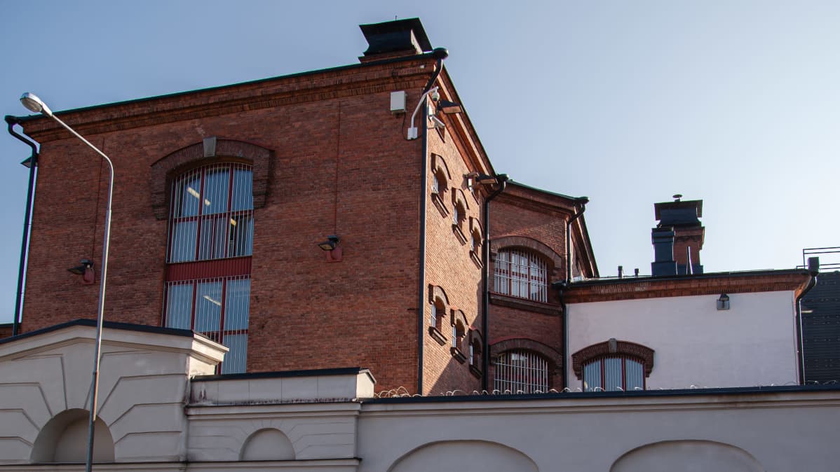 Mikkelin vankila ulkopuolelta.