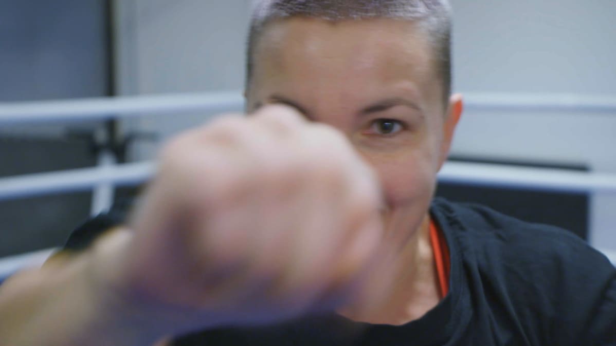 Elina Gustafsson boxas.