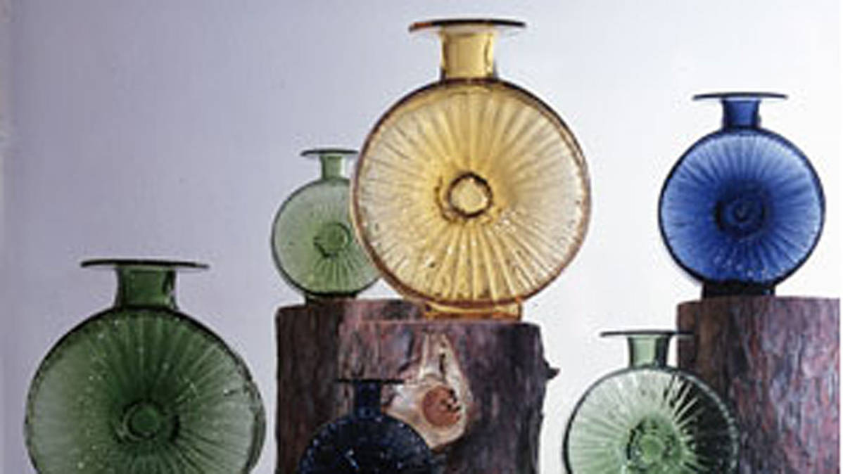 Helena Tynellin Aurinko-pulloja
