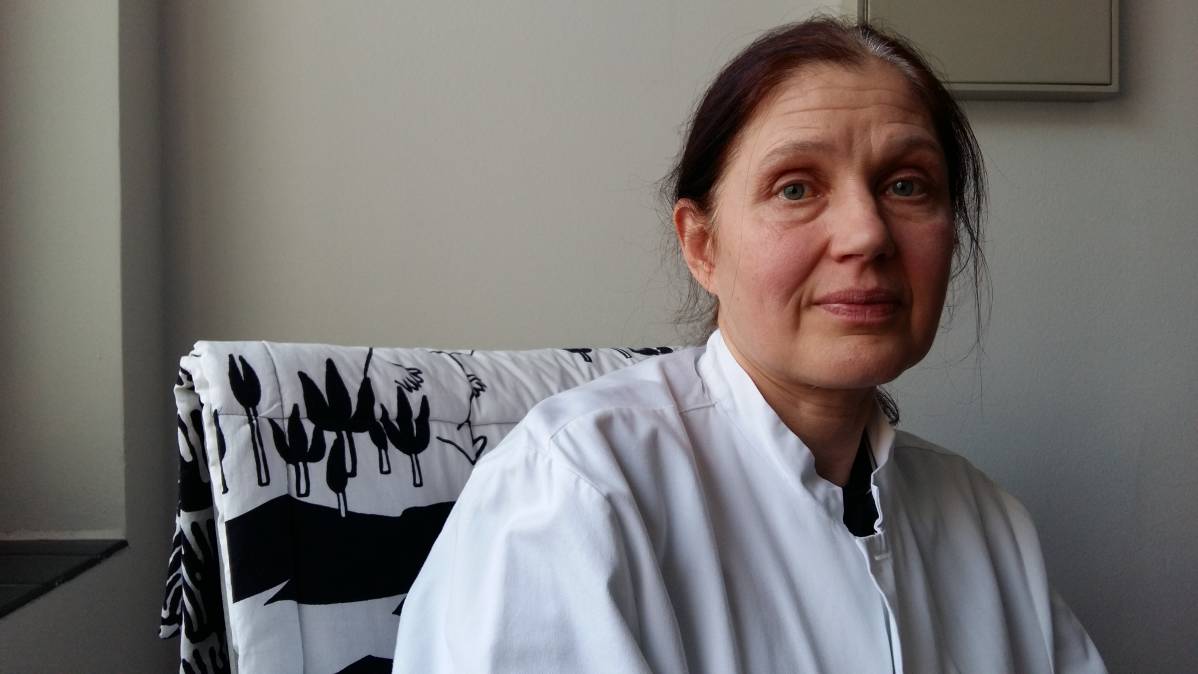 Apulaisylilääkäri Pirjetta Manninen, Helsingin Suursuon sairaalan saattohoito-osasto
