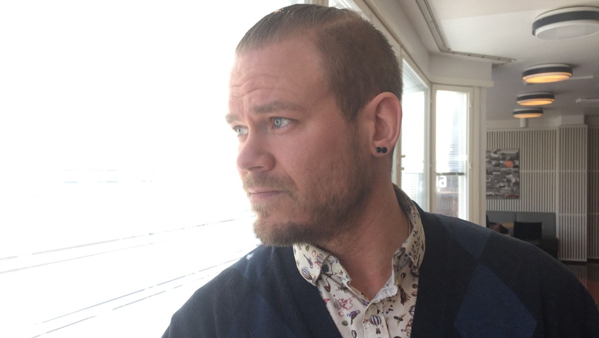 Kouvolan valtuuston 3. varapuheenjohtaja Juha Huhtala (vihr.)
