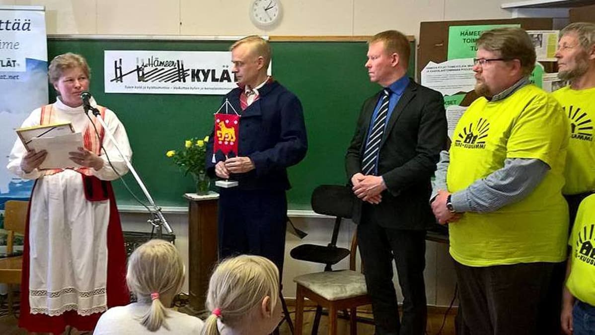 Teuro-Kuuslammi kylän palkitseminen vuoden hämäläiseksi kyläksi 2018