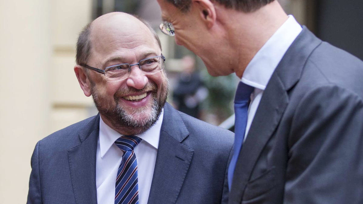 Martin Schulz vierailulla Hollannissa joulukuussa 2015.