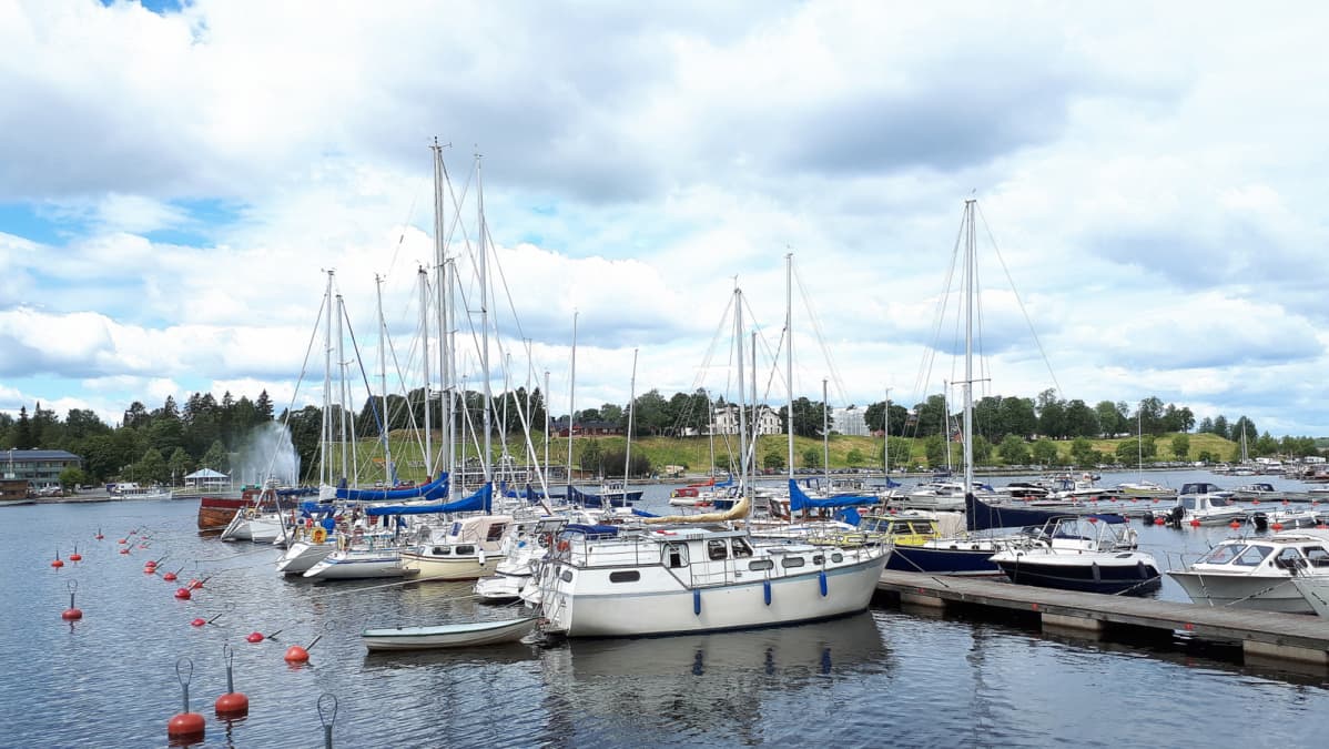 Veneitä Lappeenrannan satamassa