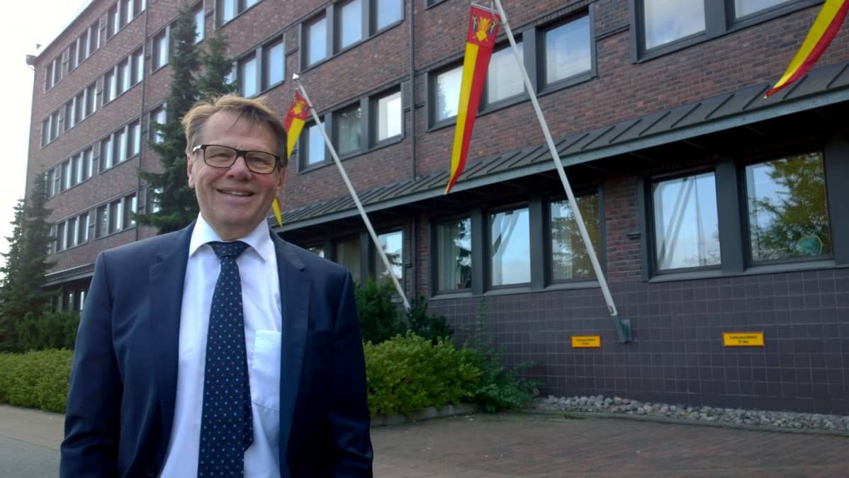 Maakuntajohtaja Kari Häkämies.