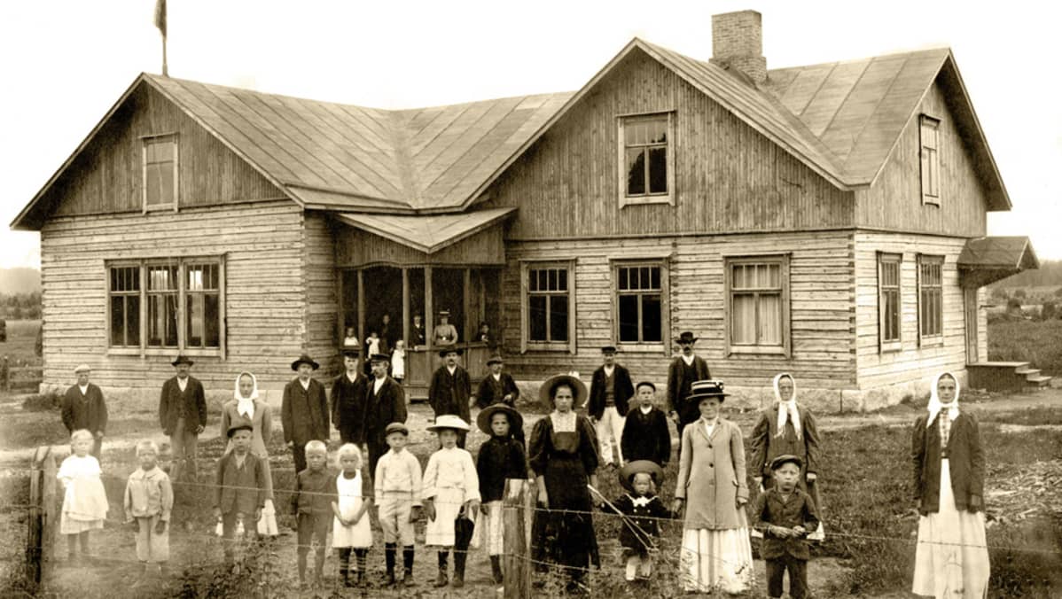 Turengin työväentalo rakennettiin 1910 talkoilla.