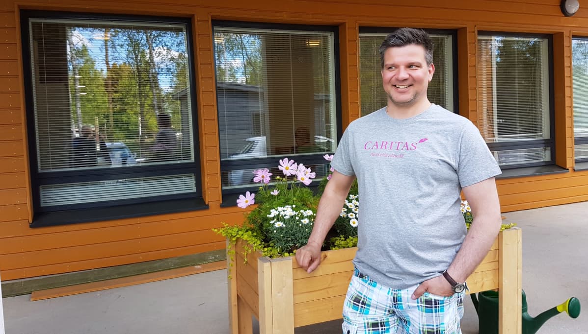 Palvelukoti Mainingin johtava ohjaaja Jani Ronkainen