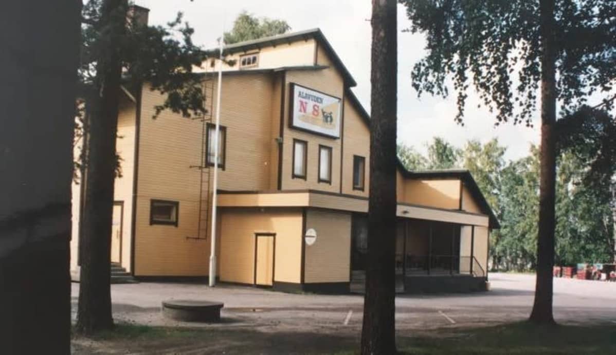 Alavuden nuorisoseurantalo 1980-luvulla