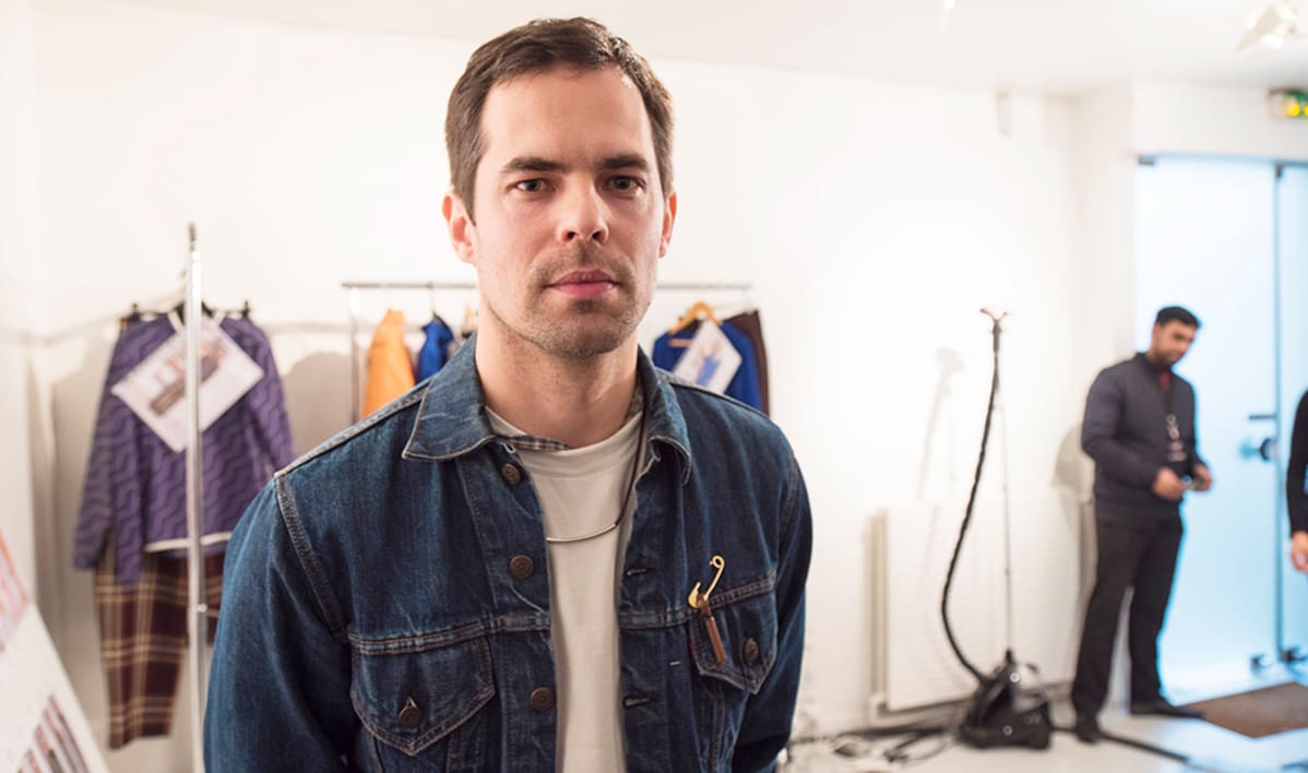 Tuomas Merikoski on työskennellyt aiemmin ranskalaisten Louis Vuitton- ja Givenchy -merkkien suunnittelijana.