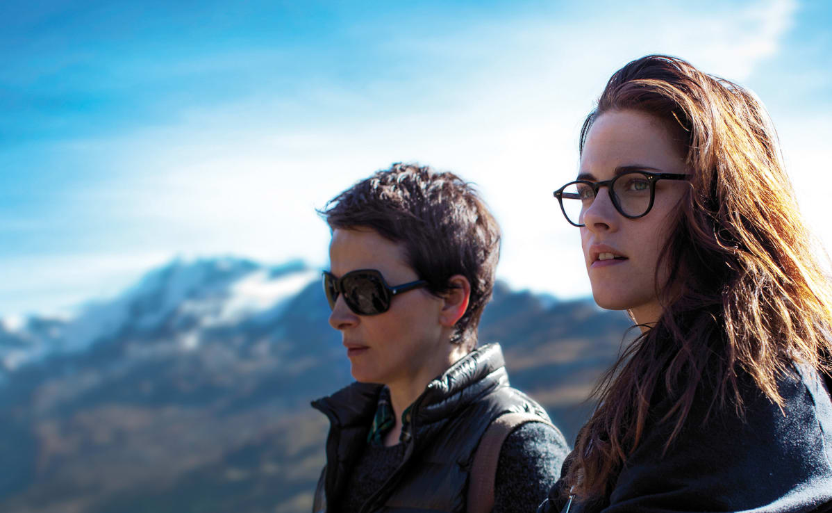Kristen Stewart ja Juliette Binoche elokuvassa Clouds of Sils Maria.