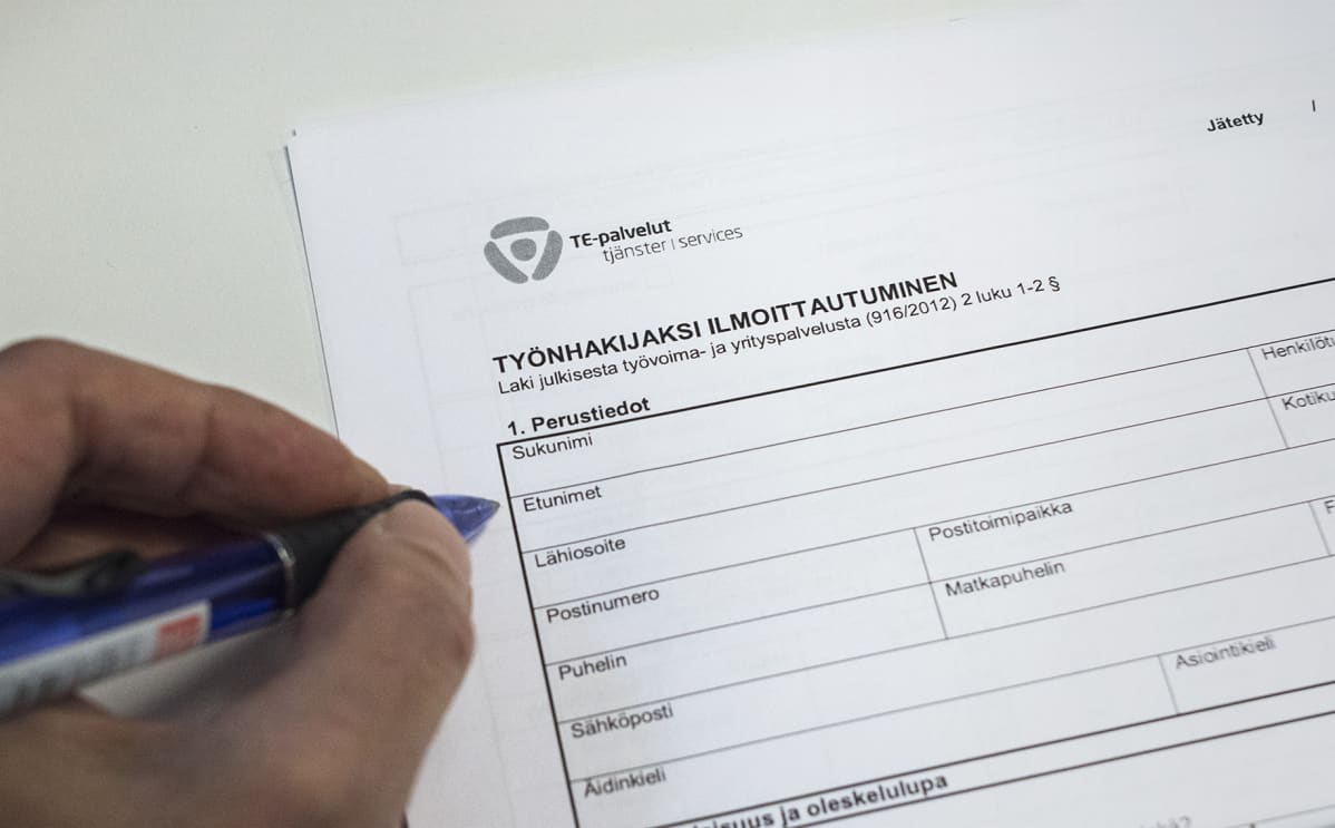 työnhakijaksi ilmoittautuminen.