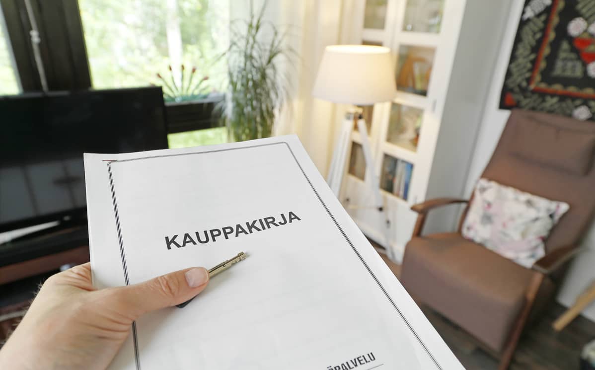 kauppakirja ja asunto