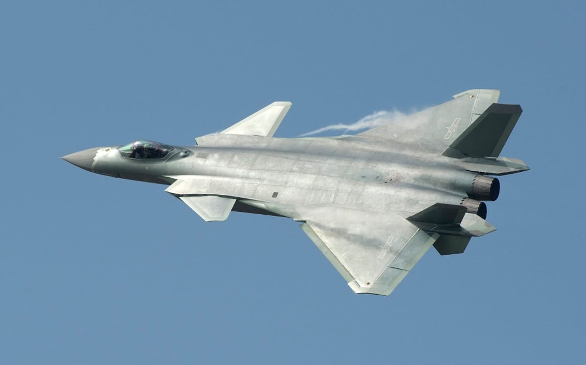 kiinalainen j-20 hävittäjä