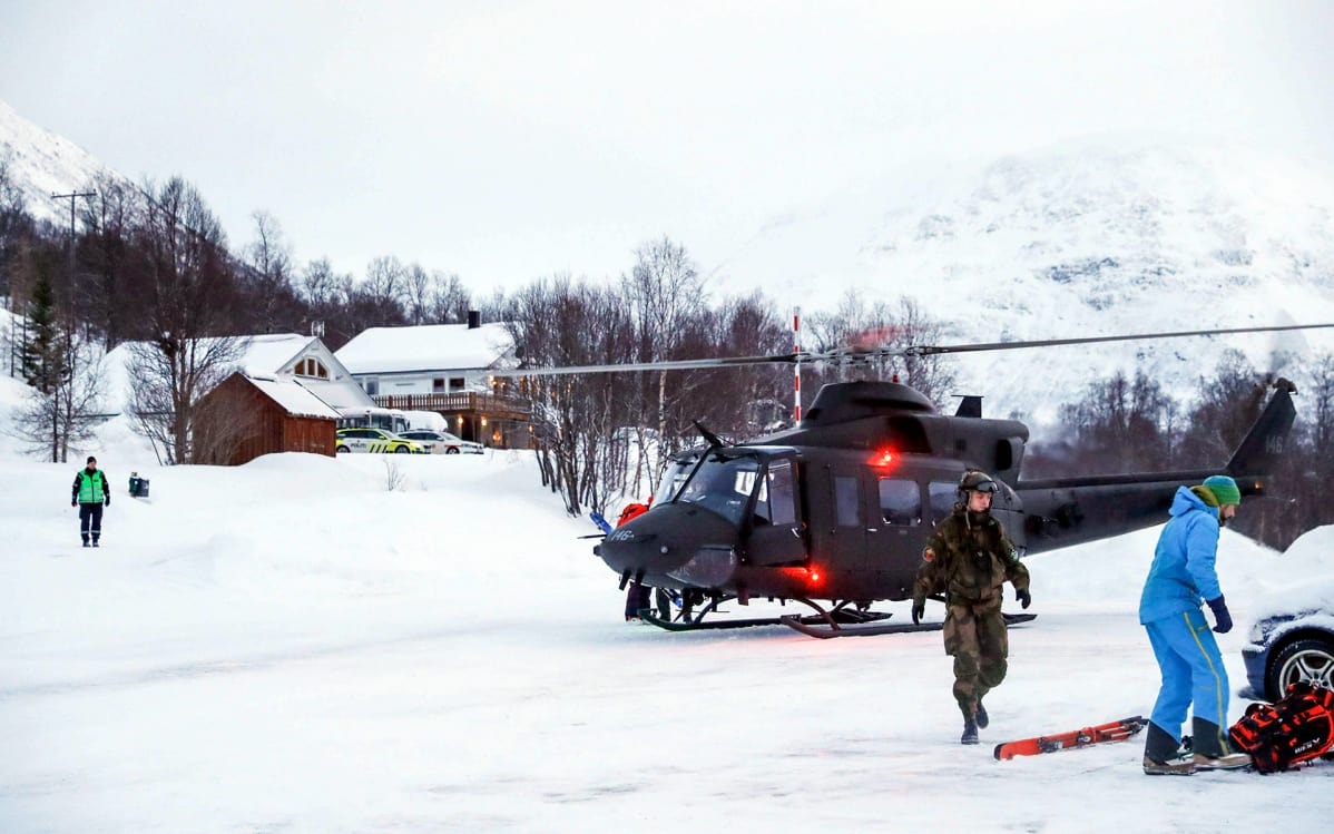 Armeijan helikopteri saapui Tamokdaleniin 4. tammikuuta.