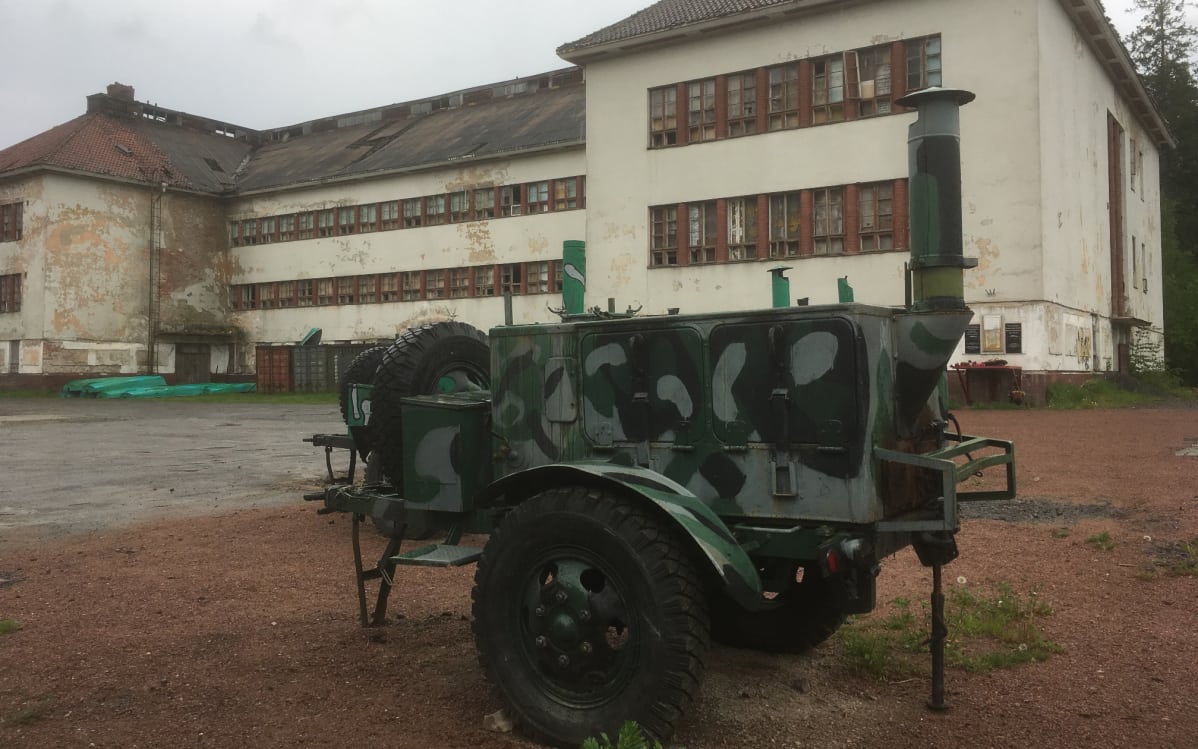 Huuhanmäen kasarmi ja soppatykki