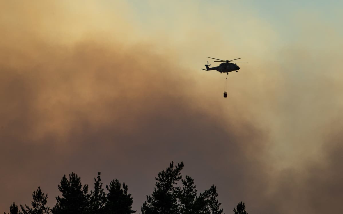 Sammutustöitä Pyhärannassa 18. heinäkuuta.