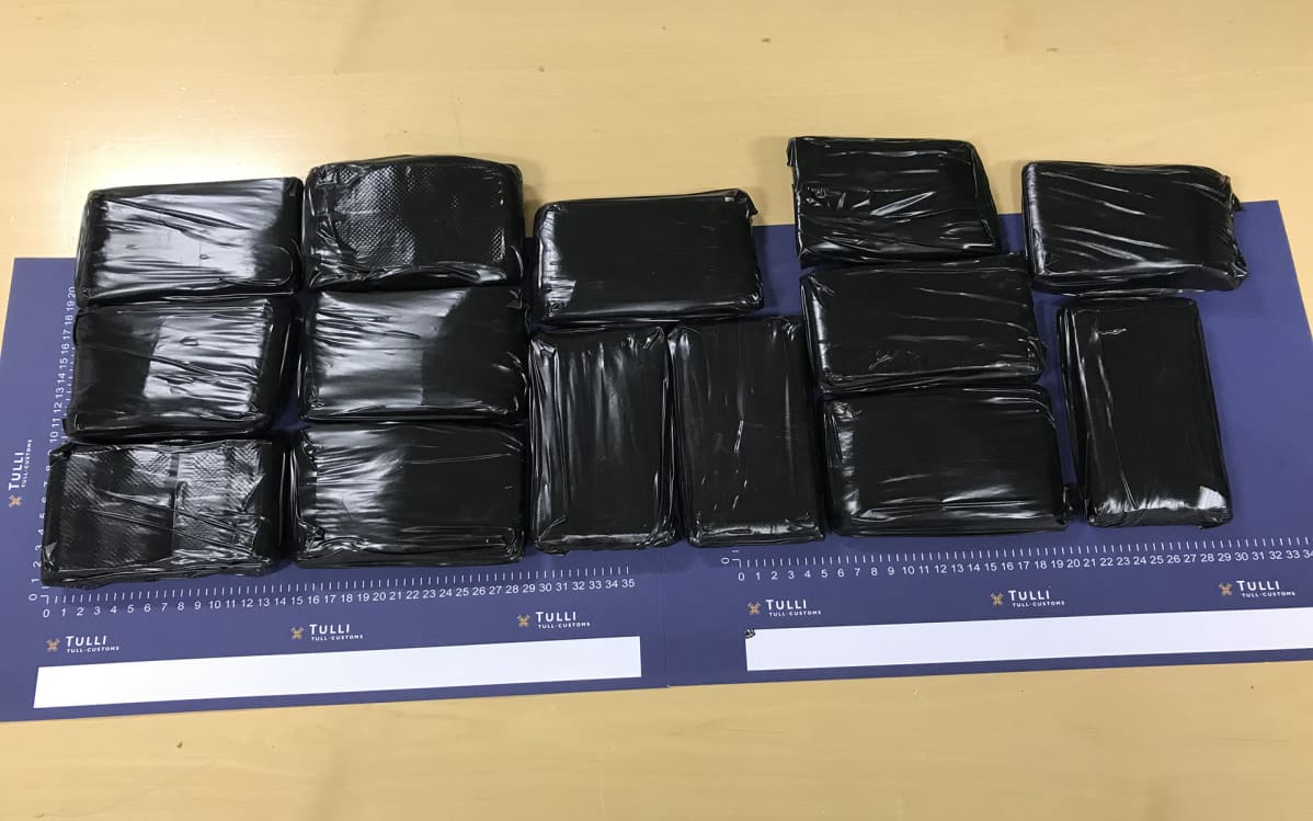 käteisrahapaketteja