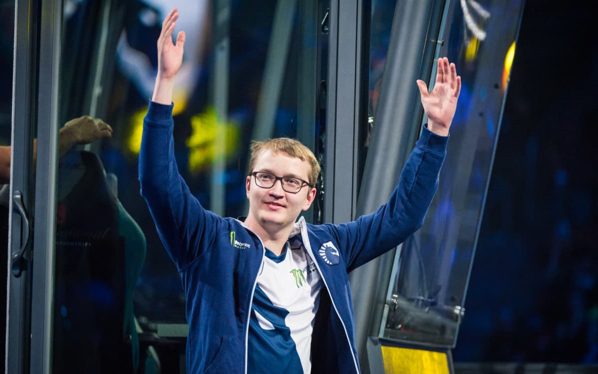 Dota 2 -pelaaja Lasse "MATUMBAMAN" Urpalainen.
