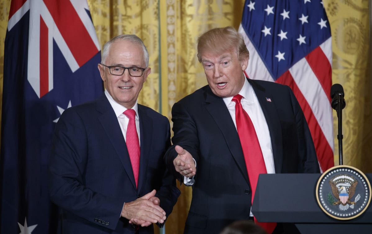 Yhdysvaltain presidentti Donald Trump ja Australian pääministeri Malcolm Turnbull tiedotustilaisuudessa Valkoisessa talossa.