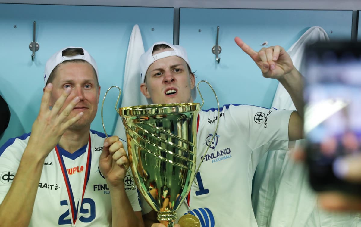 Happeen seurakaverukset Mika Kohonen ja Peter Kotilainen pääsivät juhlimaan toista kertaa yhdessä maailmanmestaruutta.