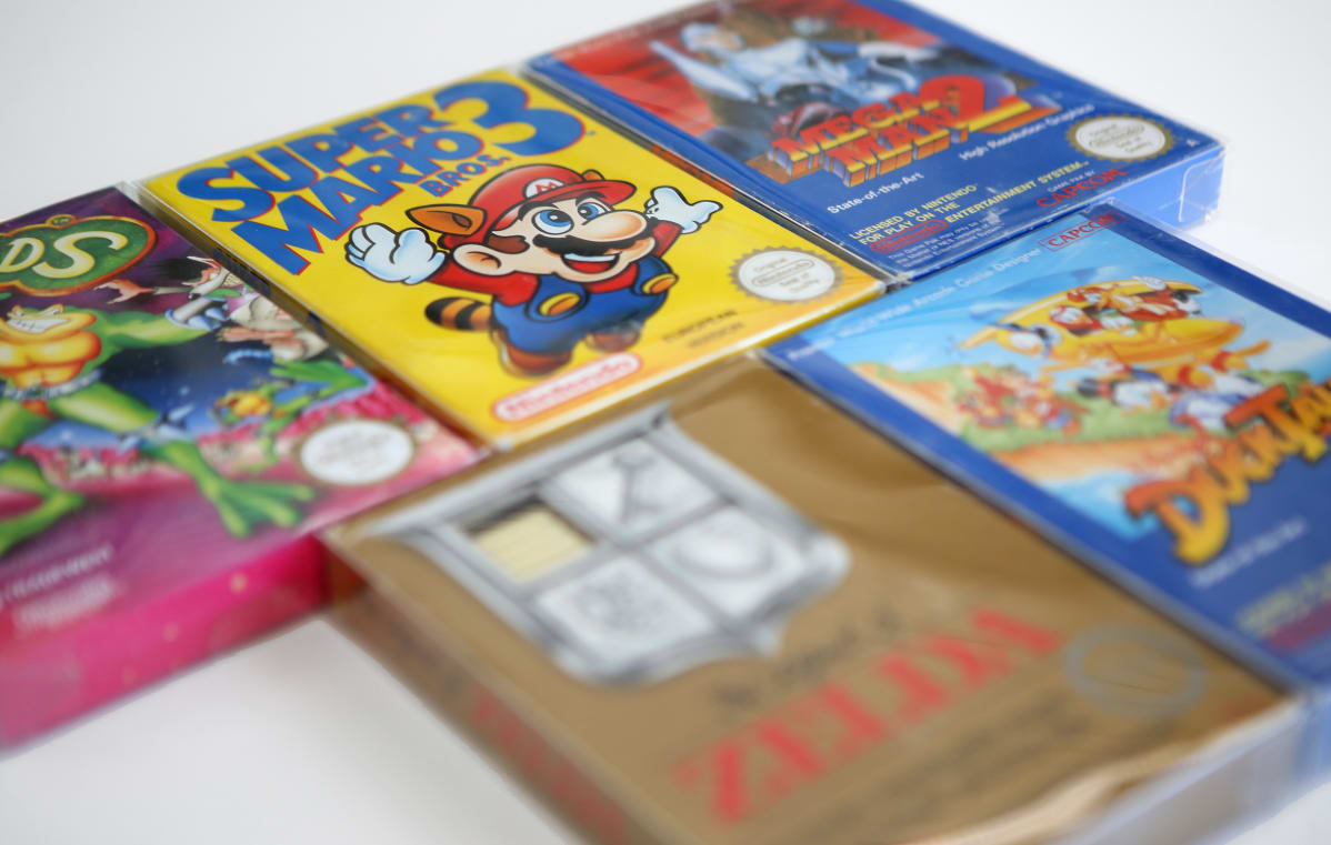 Nintendo-pelien pakkauksia.