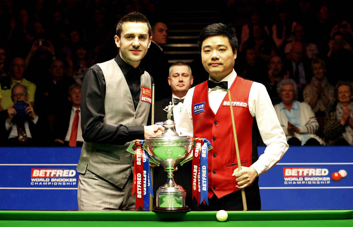Mark Selby löi Ding Junhuin vuoden 2016 MM-finaalissa.