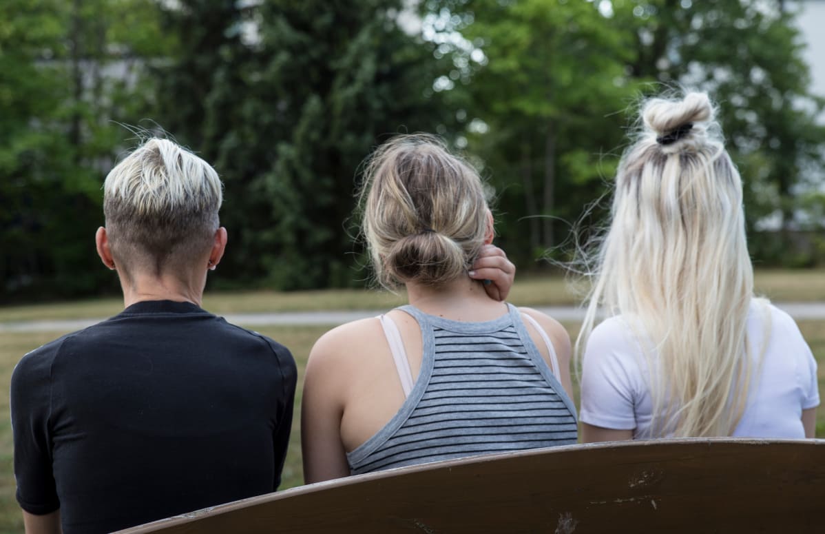 nuori nainen vain Kaisu Janssonin juttuun