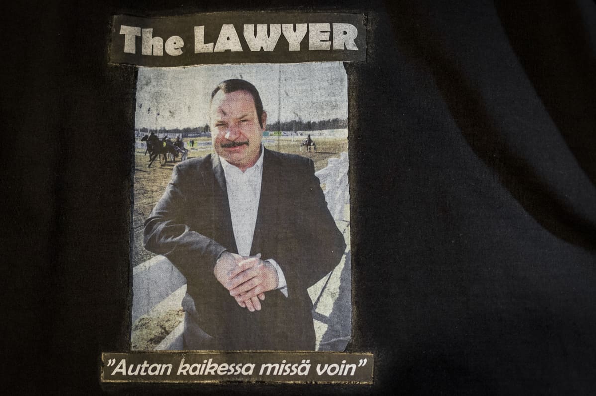 Asianajaja Kari Eriksson.