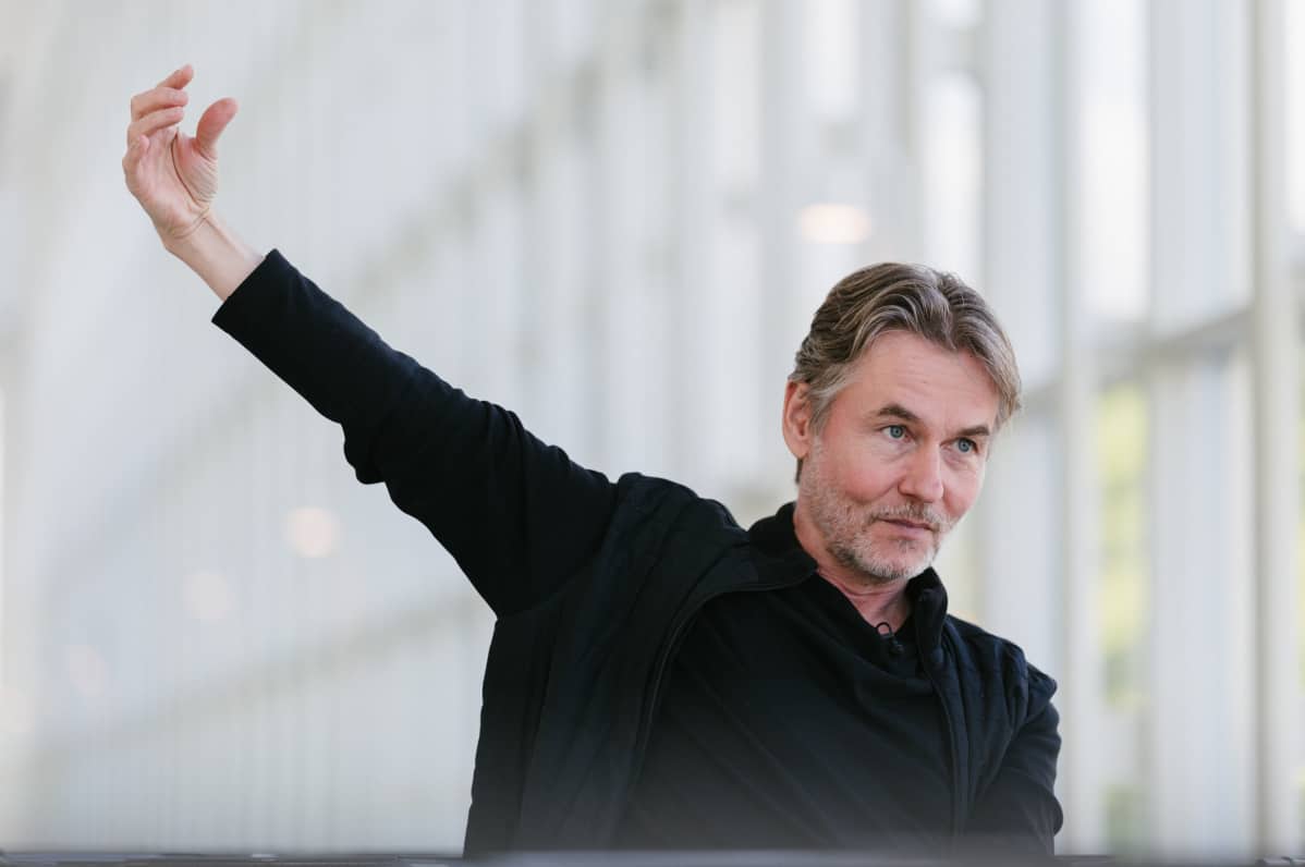 Säveltäjä-kapellimestari Esa-Pekka Salonen