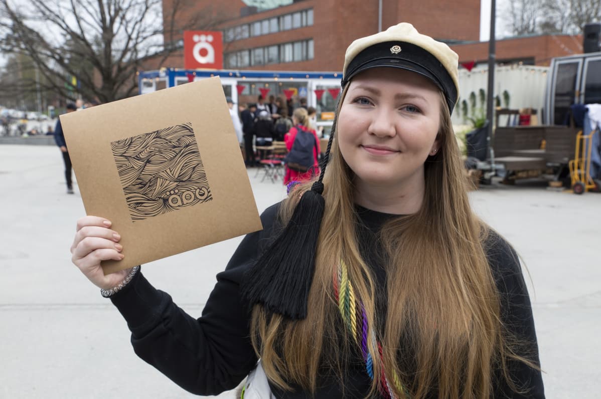 Äpytori, teekkarit, vappu, Erna Virtanen, AYY:n teekkarijaoston puheenjohtaja