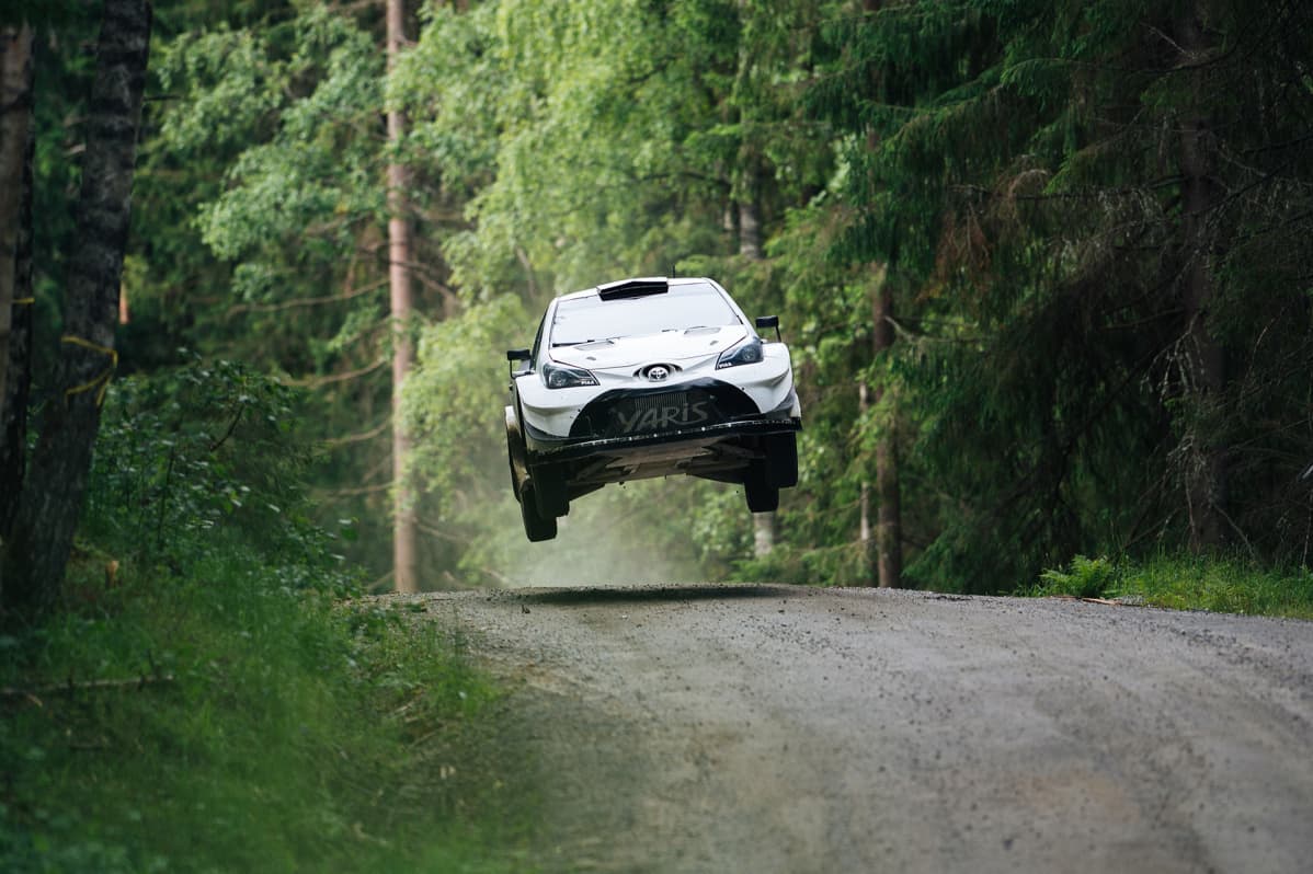 Esa-Pekka Lappi ja Janne Ferm vauhdissa.