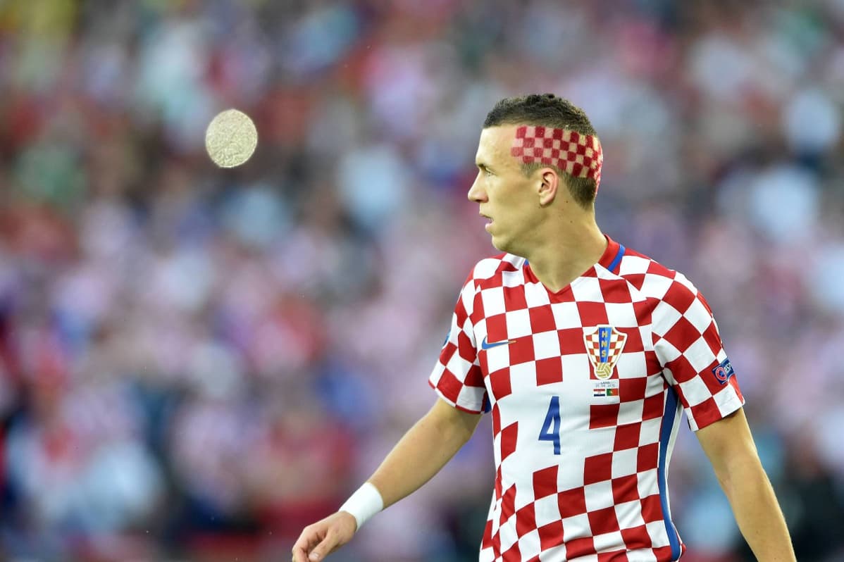 Perisic ja Kroatian värit hiuksissa
