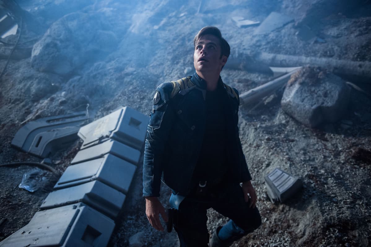 Chris Pine kapteeni Kirkin roolissa Star Trek Beyond -elokuvassa
